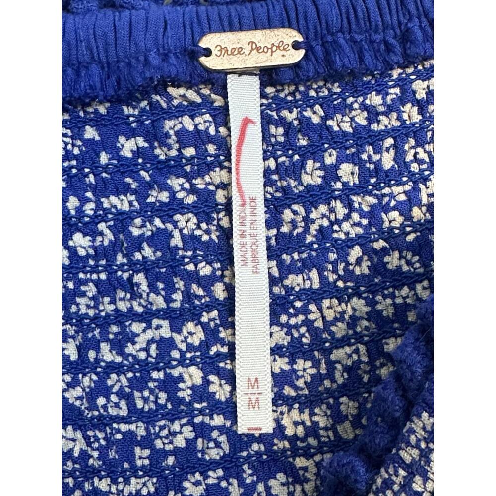 Free People Britnee Floral Cropped Peplum Smocked Puff Sleeve Top M Blue White - Picture 8 of 9